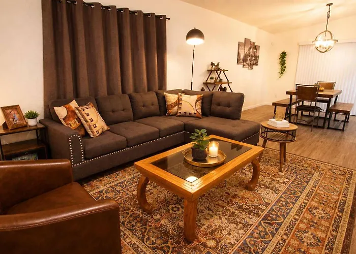 Javelina Haven With Hot Tub Near Hiking And Downtown *
